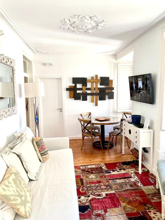 Bright And Spacious Three Bedroom Apt In The Heart Of Lisboa Extérieur photo