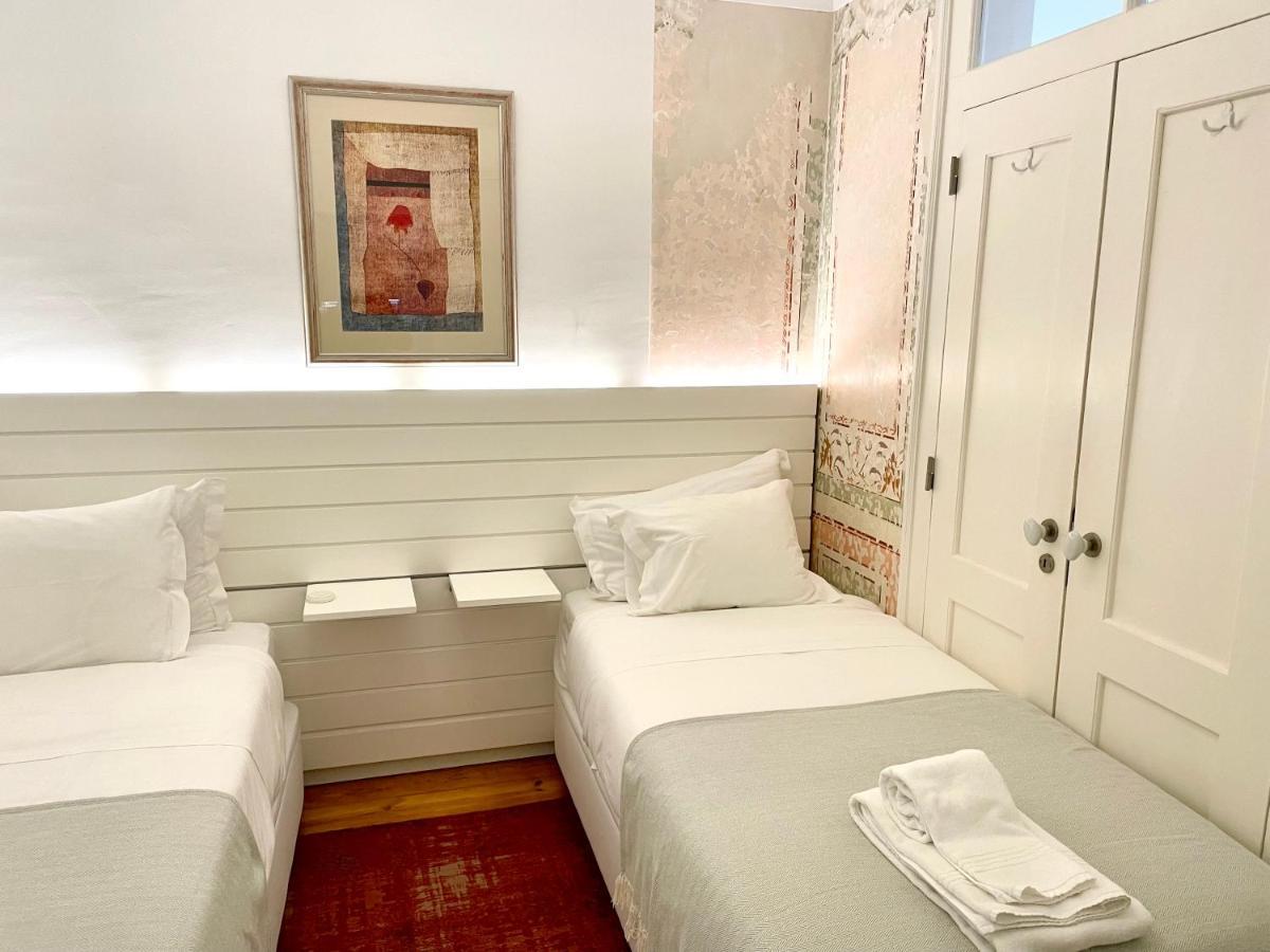 Bright And Spacious Three Bedroom Apt In The Heart Of Lisboa Extérieur photo